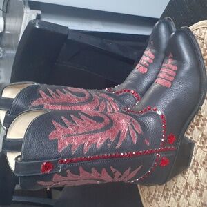DURANGO COWGIRL BOOTS